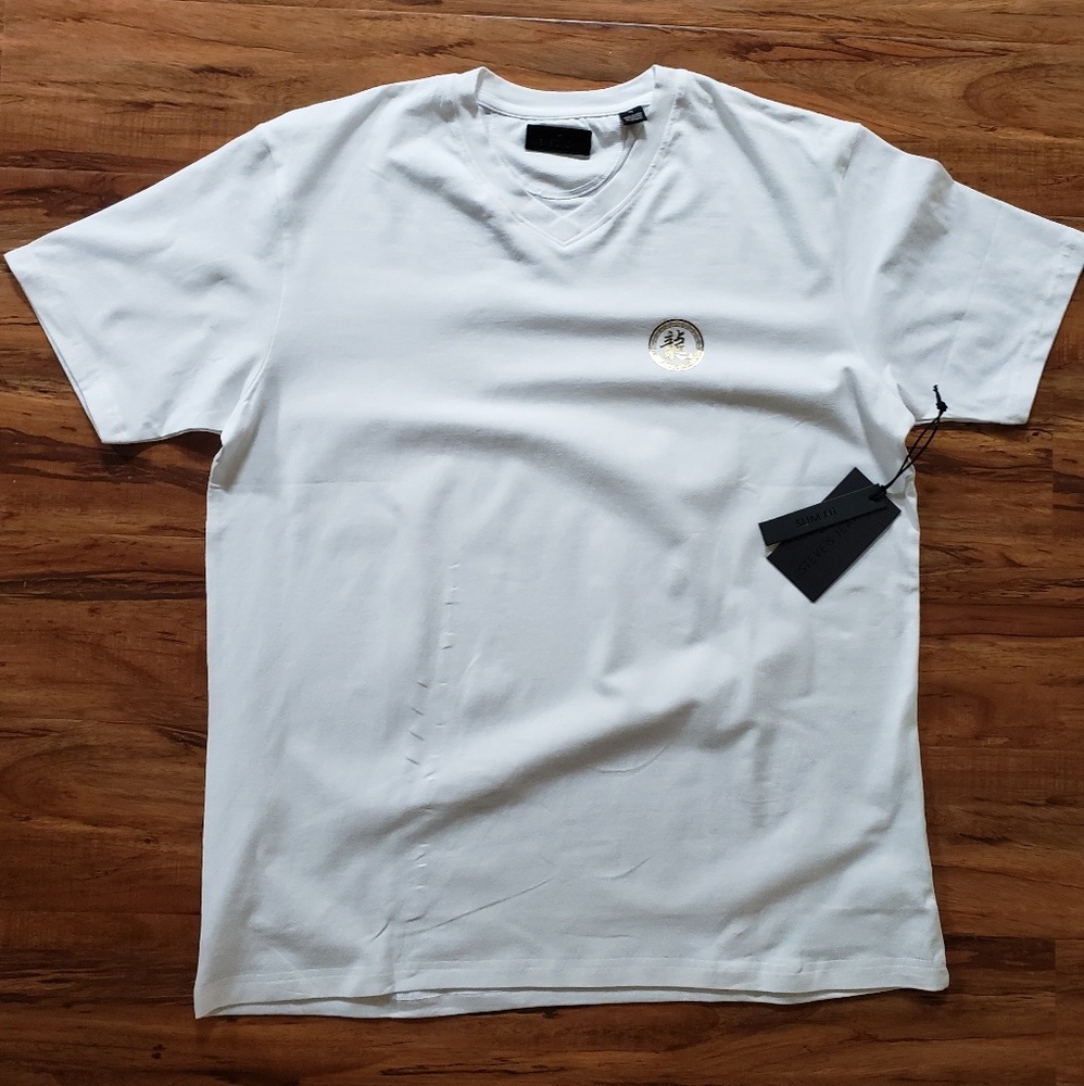 Steve's Jeans V neck T shirt. Xl